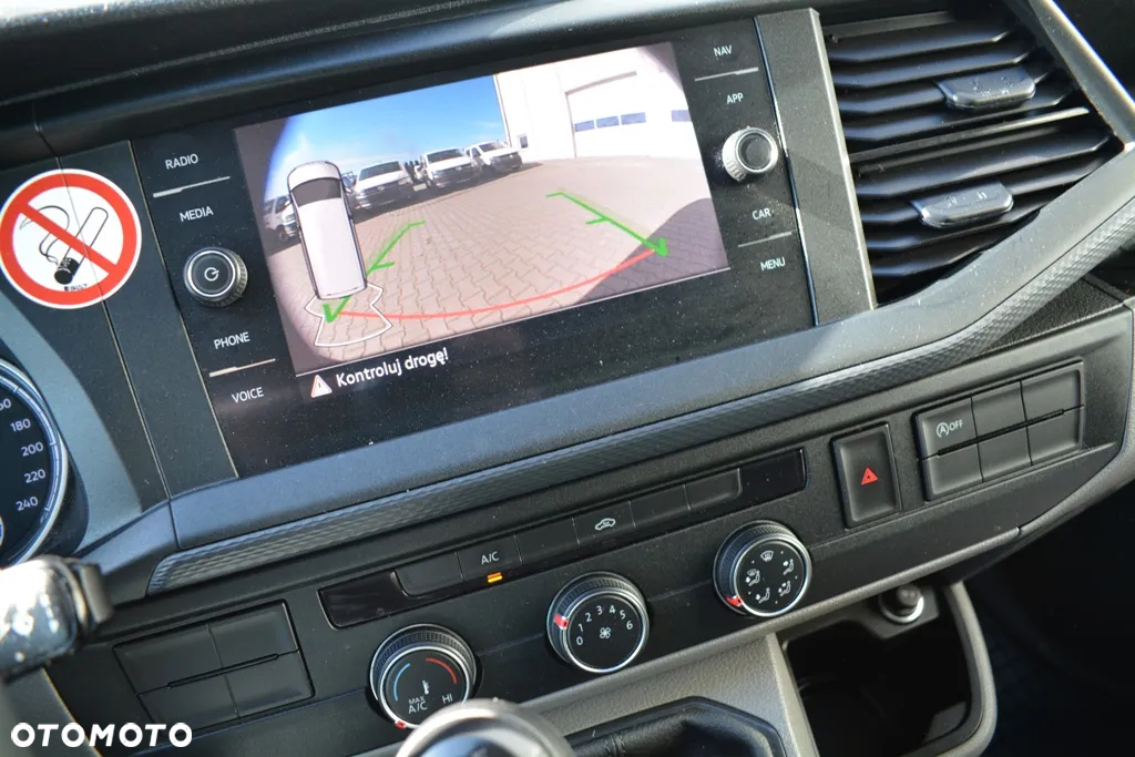 Volkswagen TRANSPORTER T6.1 IDEALNY - 22