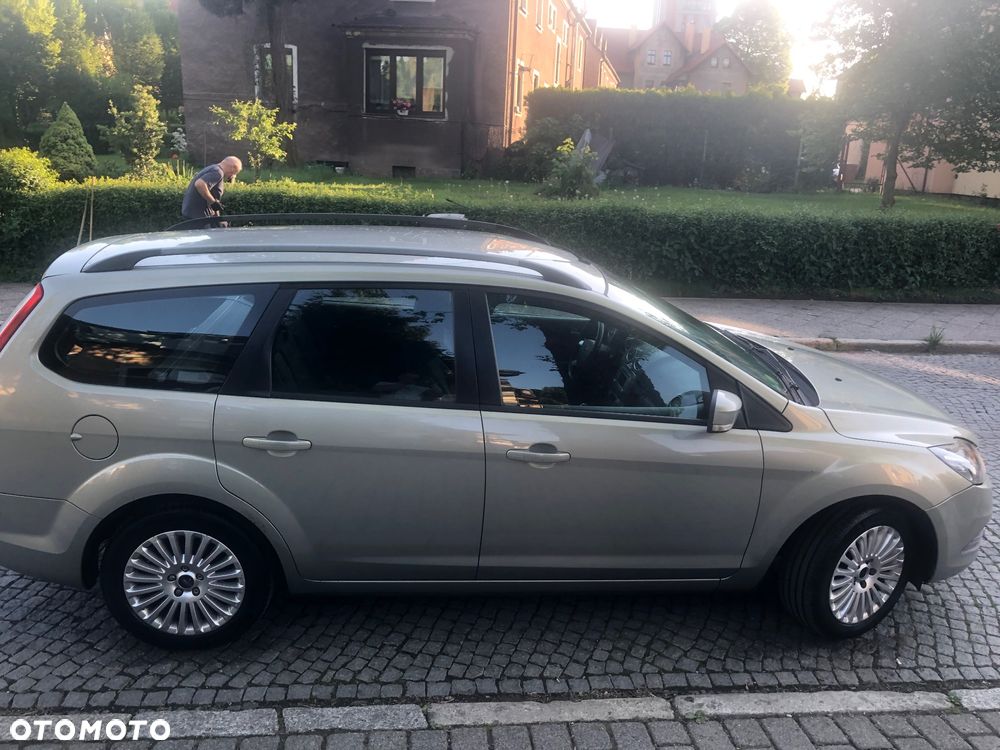 Ford Focus 1.8 FF Platinium X - 11
