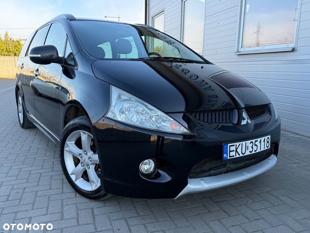 Mitsubishi Grandis - 18