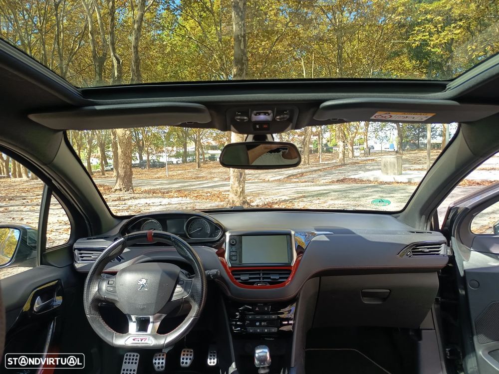 Peugeot 208 GTI 200 THP - 5