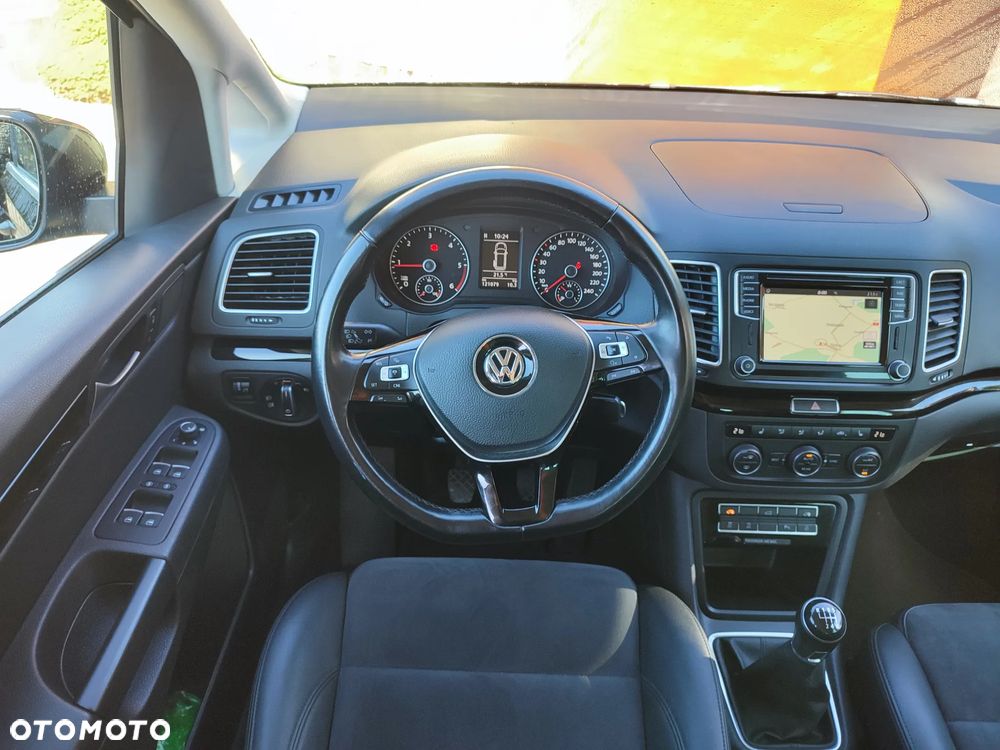 Volkswagen Sharan 2.0 TDI (BlueMotion Technology) Highline - 6