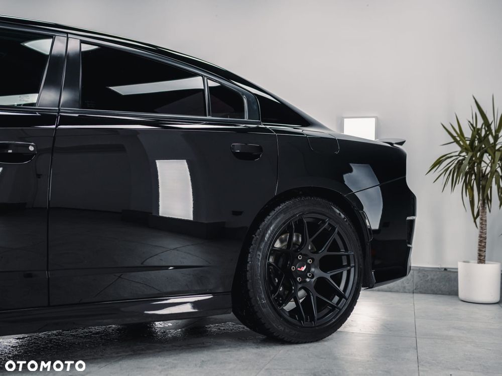 Dodge Charger Automatik SRT 392 - 8