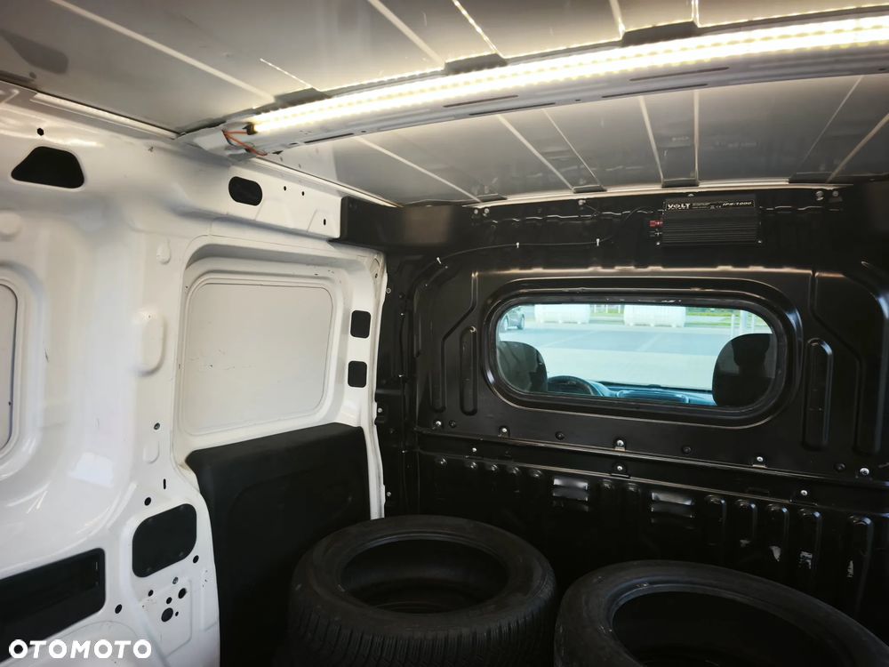 Fiat Doblo II 1.4 16V 95KM PB+LPG, Skrzynia 6-bieg., Klimatyzacja - 21