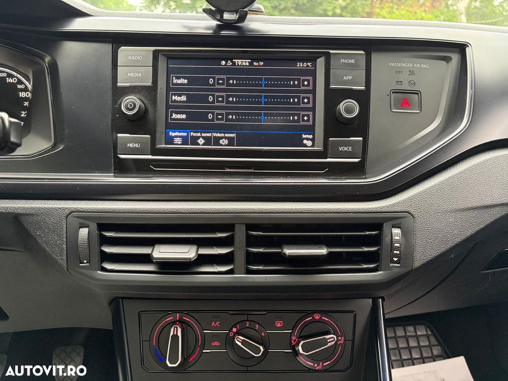 Volkswagen Polo 1.0 Trendline - 31