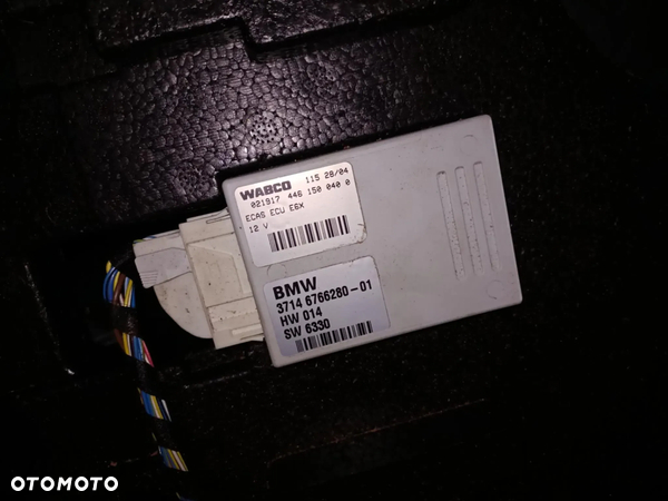 Moduł sterownik nivo WABCO zawieszenia wtyczka BMW E61 E65 EHC 6766280