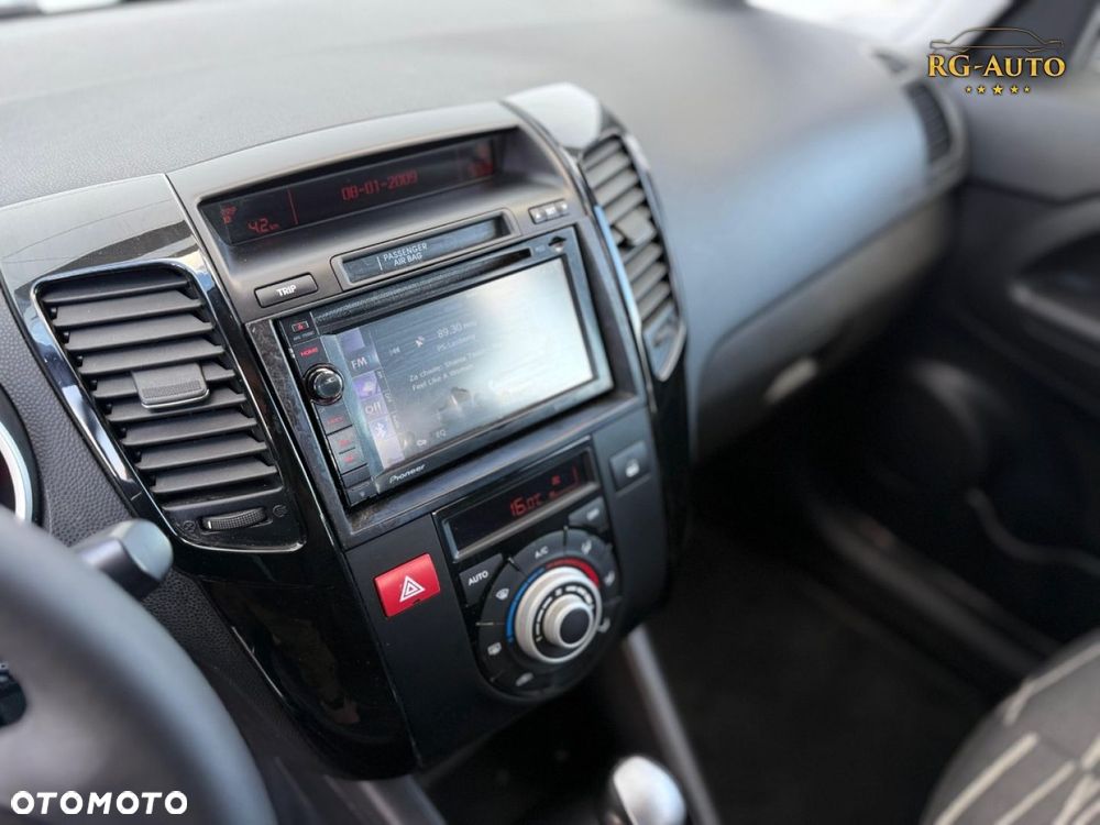 Kia Venga - 39