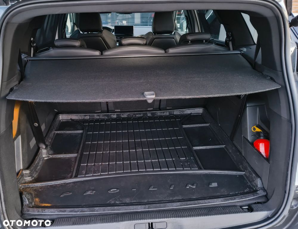 Peugeot 5008 PureTech 130 EAT8 Stop & Start GT - 30