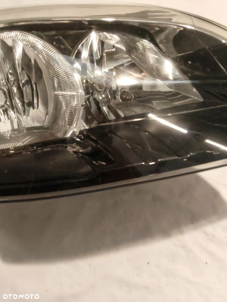 Renault Megane III KOMPLET LAMP ZW CIEMNE 260101010R - 4