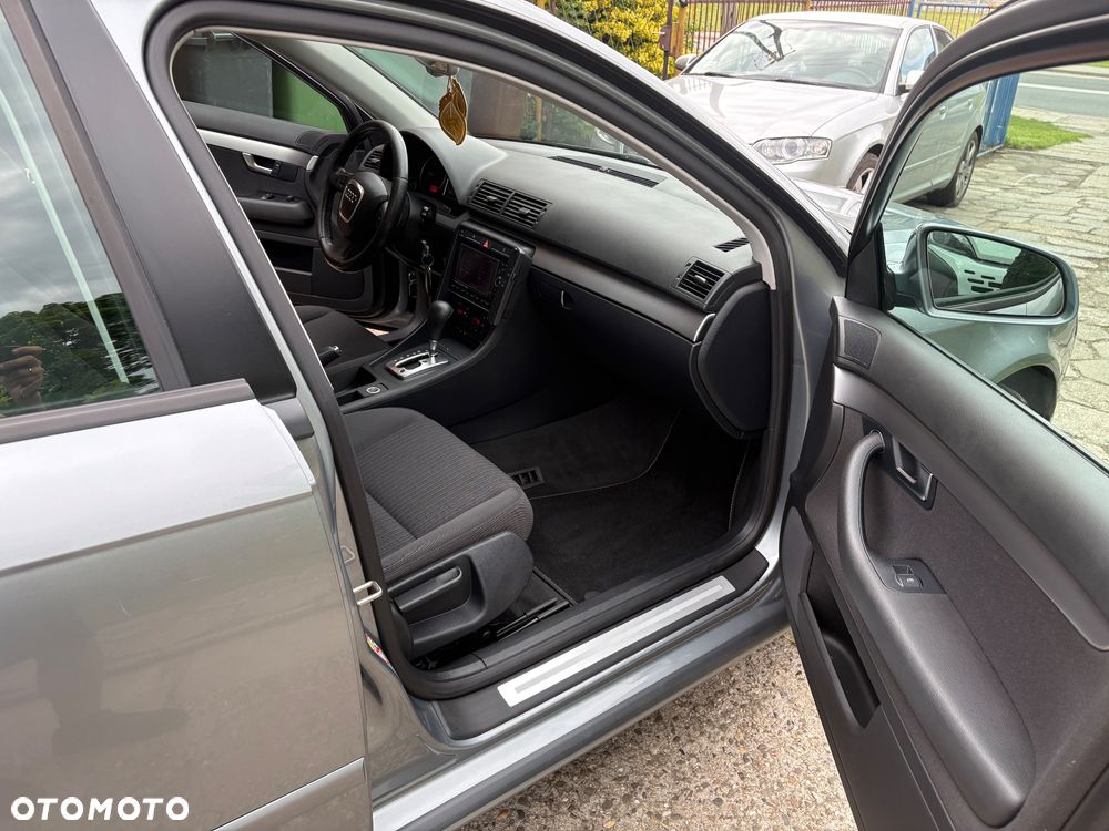 Audi A4 Avant 2.0 TDI Multitronic - 11
