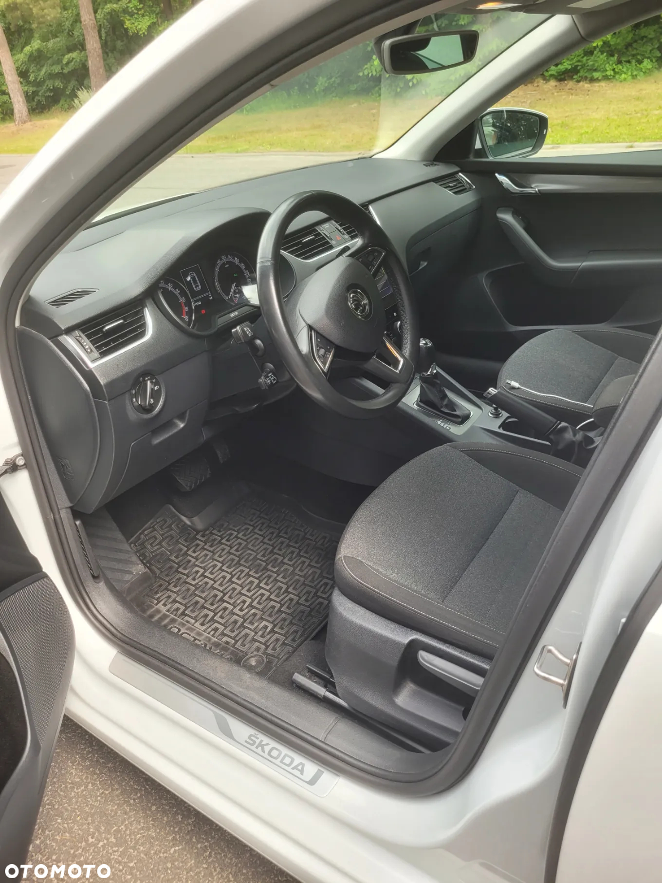 Skoda Octavia 2.0 TDI SCR Style DSG - 24