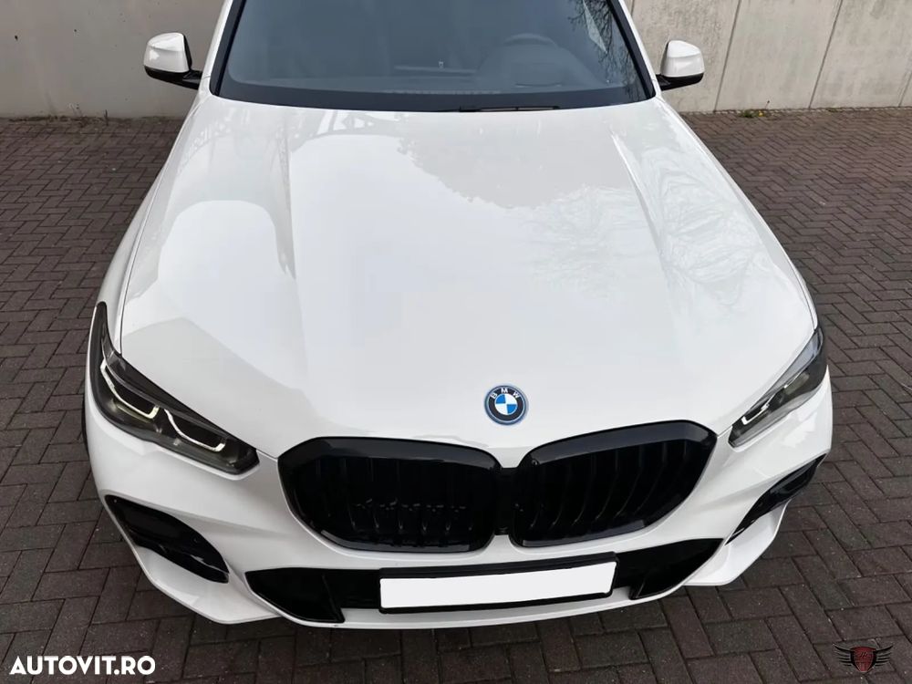 BMW X5 xDrive45e - 32