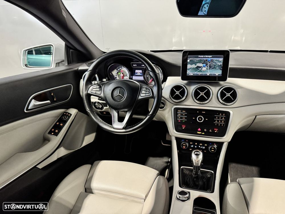 Mercedes-Benz CLA 180 d Shooting Brake Urban - 12