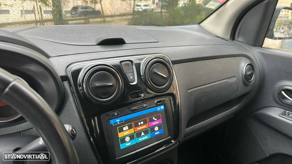 Dacia Lodgy 1.5 Blue dCi Comfort 7L - 15