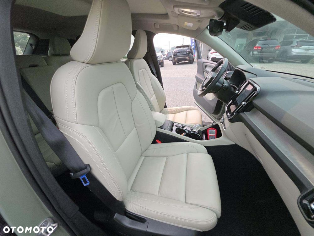 Volvo XC 40 - 7