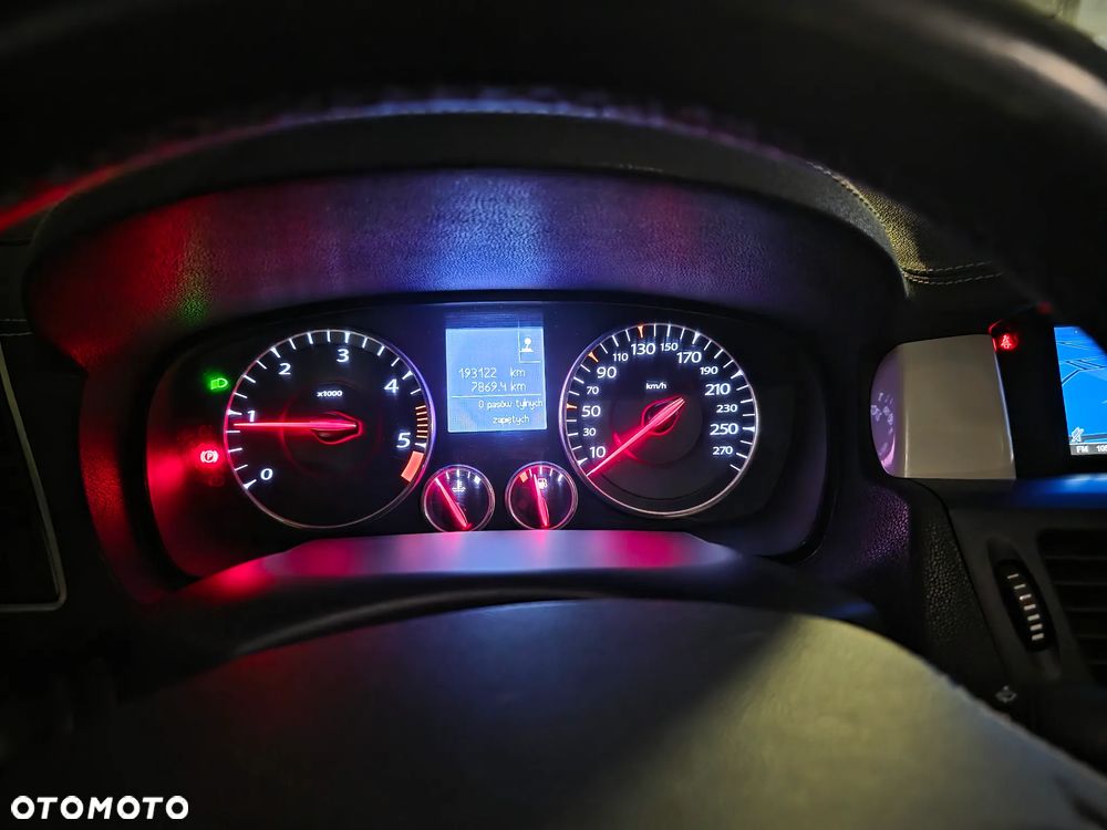 Renault Laguna 2.0 dCi Monaco GP2 - 13