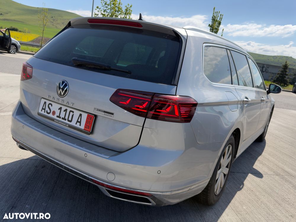 Volkswagen Passat 2.0 TDI SCR Elegance - 5