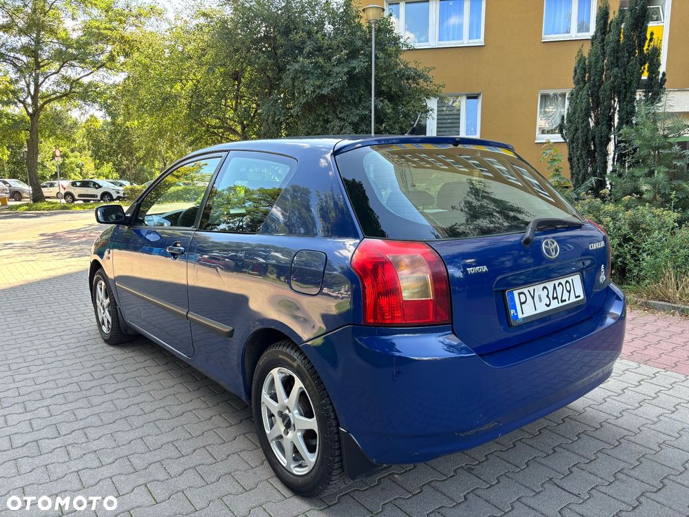 Toyota Corolla 1.4 VVT-i Base - 4