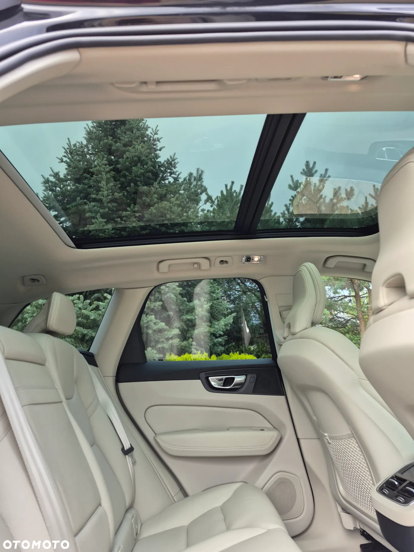 Volvo XC 60 D4 Inscription - 11