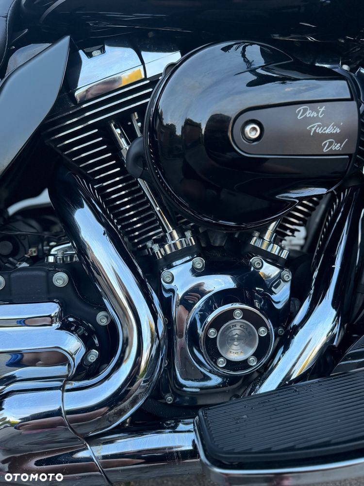 Harley-Davidson Touring Electra Glide - 2