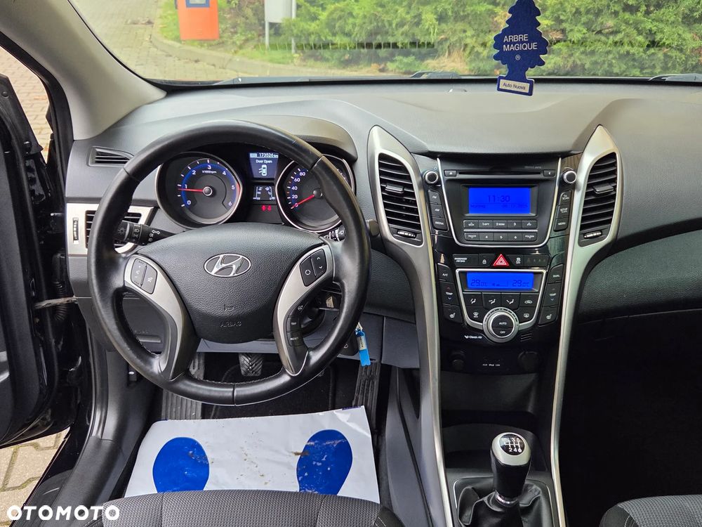 Hyundai i30 i30cw 1.6 CRDi Trend - 22