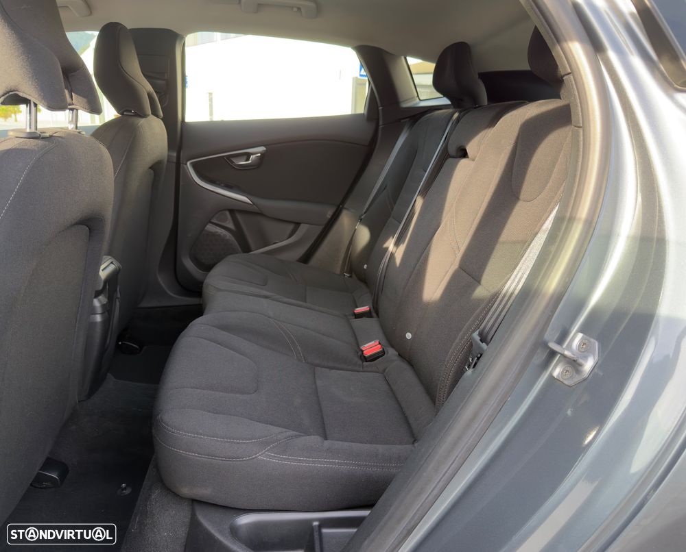 Volvo V40 1.6 D2 Kinetic Eco - 12