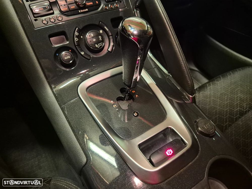 Peugeot 3008 1.6 e-HDi Style 2-Tronic - 21