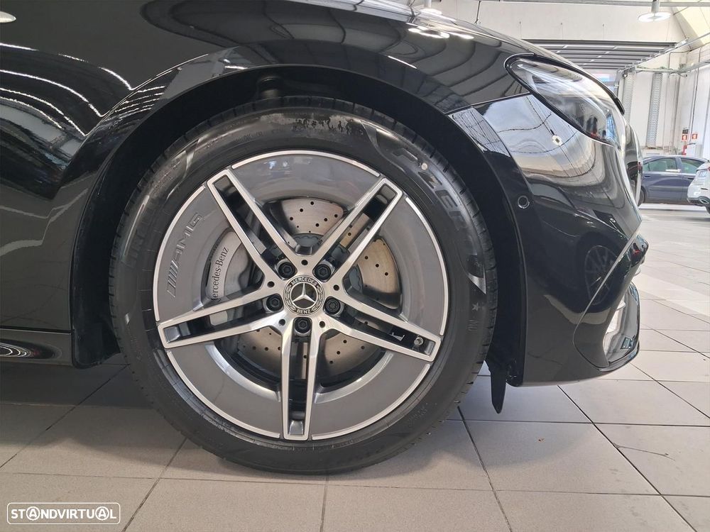 Mercedes-Benz E 300 Standard - 4