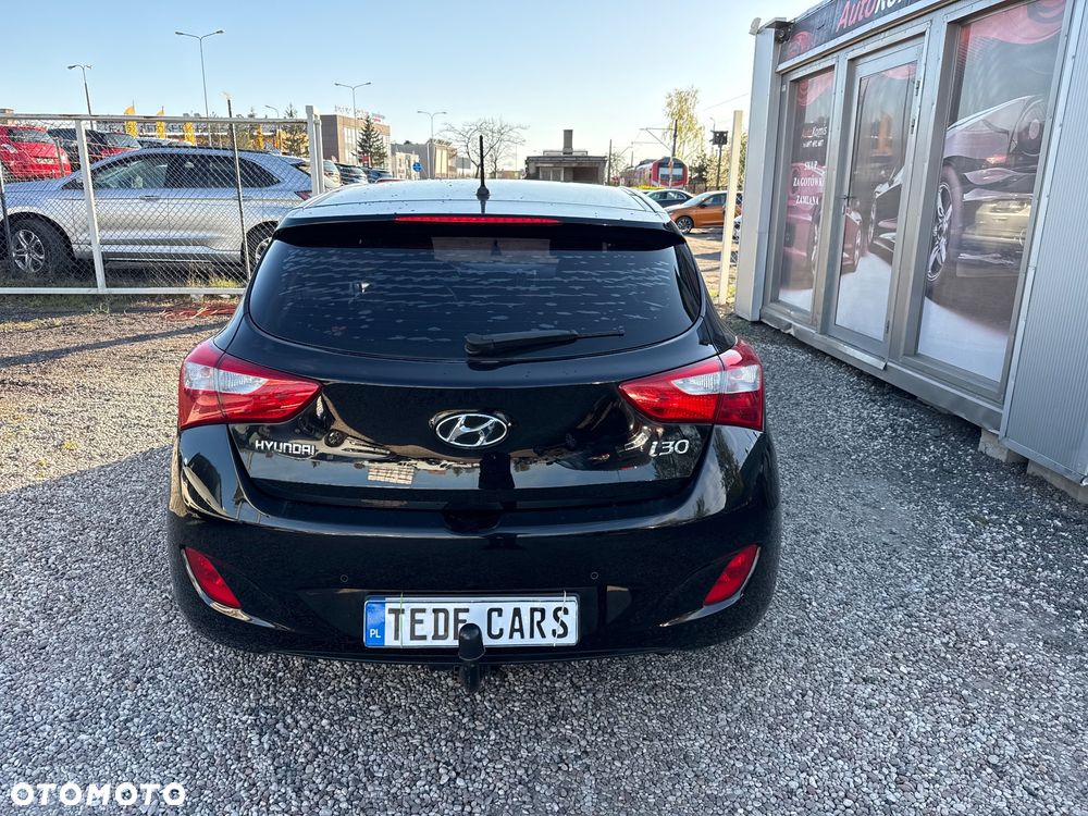 Hyundai i30 1.6 Comfort EU5 - 5