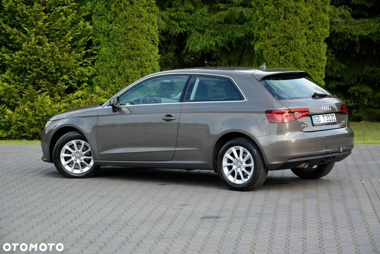 Audi A3 1.6 TDI Ambiente - 5