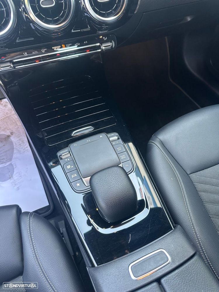 Mercedes-Benz A 180 Limousine d Style Aut. - 13