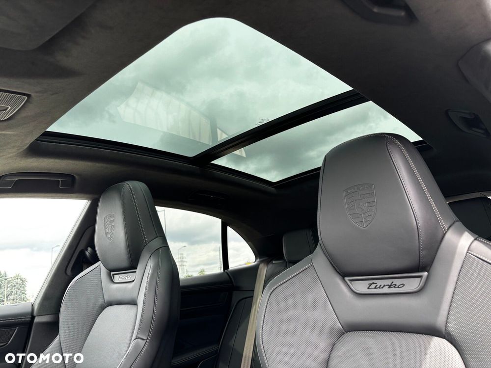 Porsche Macan - 33