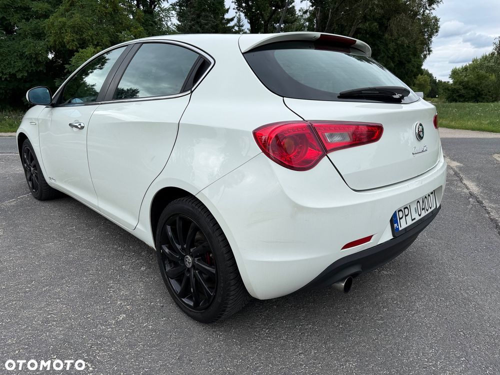 Alfa Romeo Giulietta 1.6 JTDM Distinctive - 5