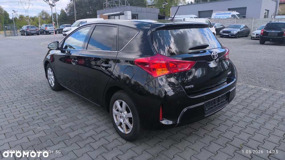 Toyota Auris 1.33 VVT-i Terra - 6