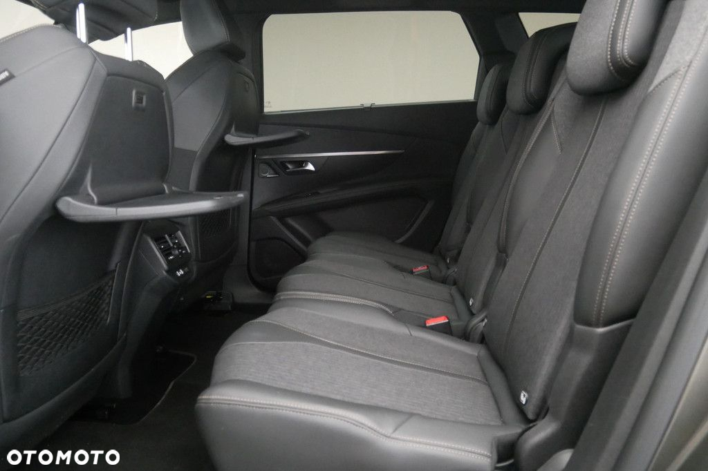 Peugeot 5008 - 15