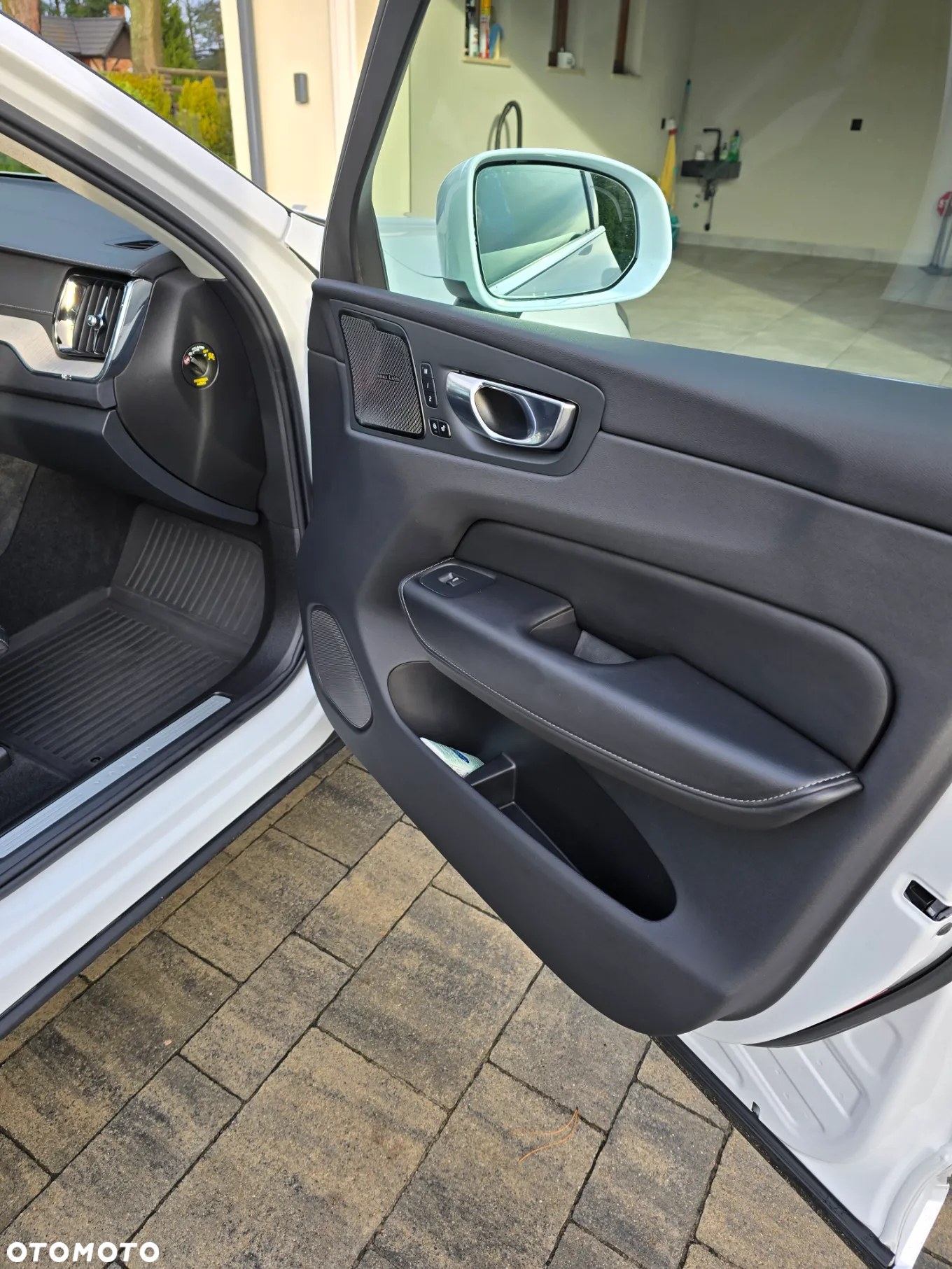 Volvo XC 60 - 8