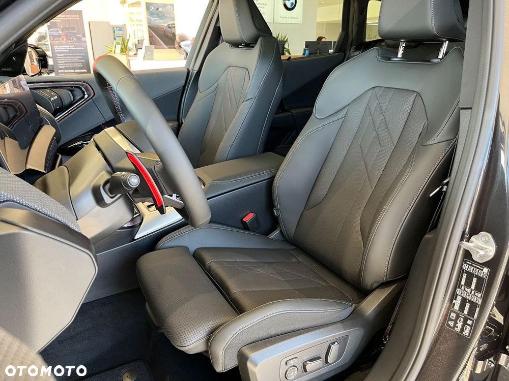 BMW X3 xM50 mHEV - 32