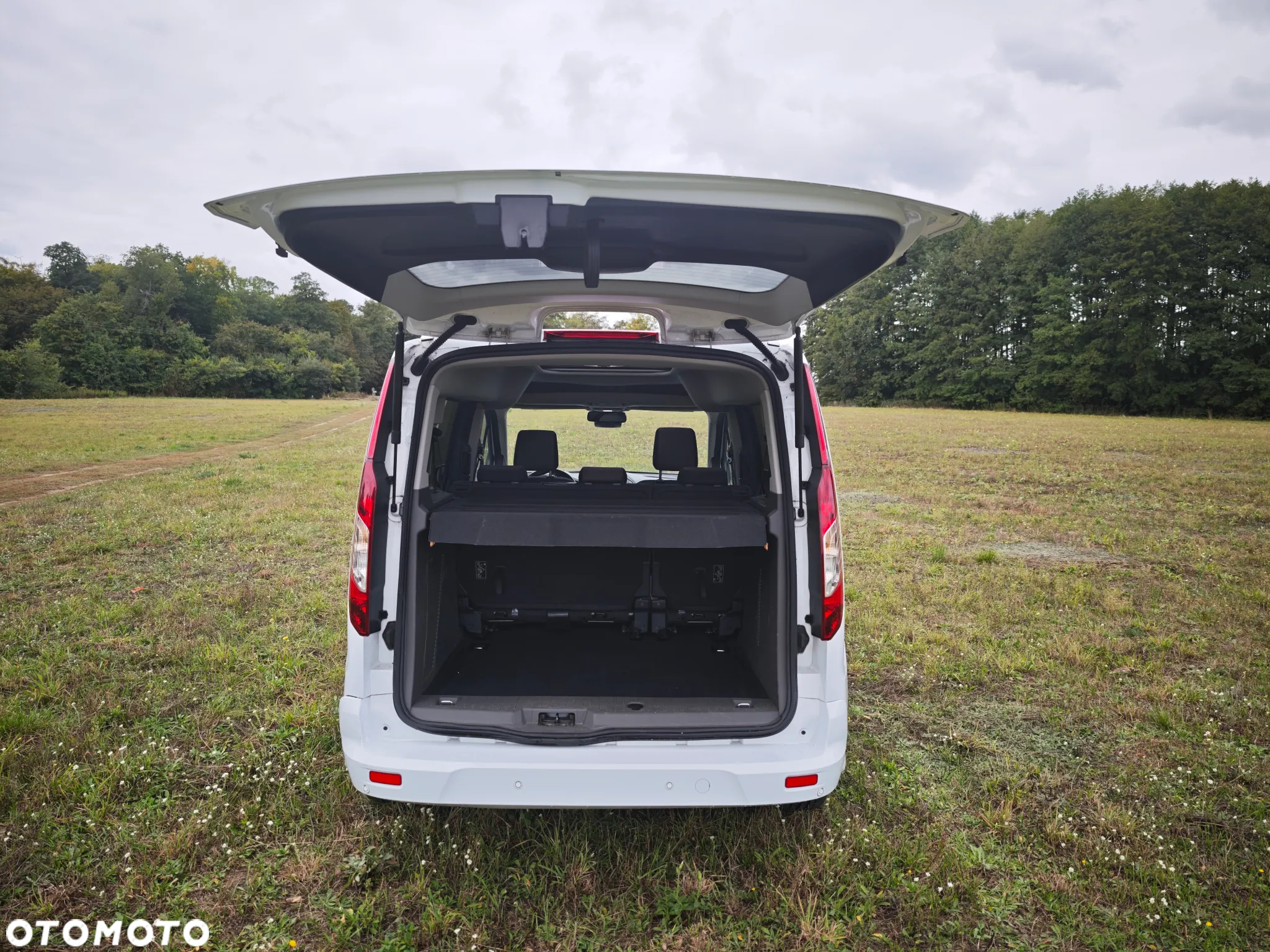 Ford Tourneo Connect 1.5 EcoBlue Active - 10