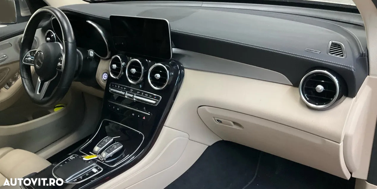 Mercedes-Benz GLC 300 de 4Matic 9G-TRONIC - 5