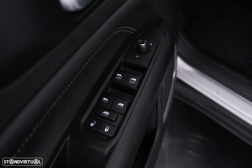 Jeep Compass 1.6 MultiJet Limited - 21