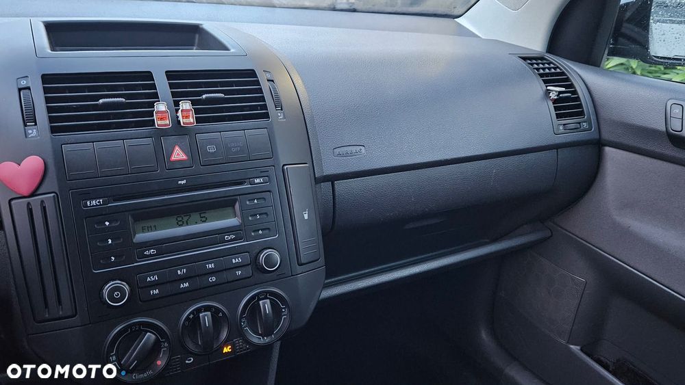 Volkswagen Polo - 5