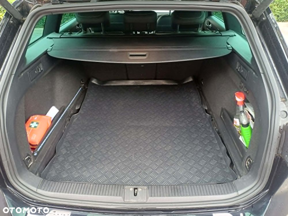 Volkswagen Passat - 8