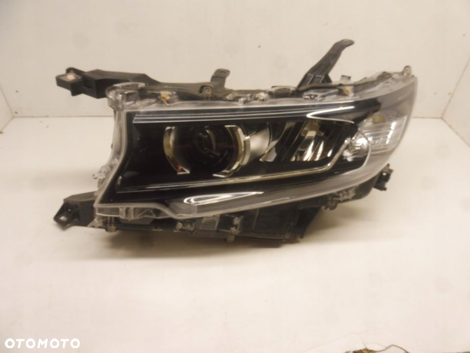 REFLEKTOR LEWY TOYOTA LAND CRUISER 150 2018- - 1