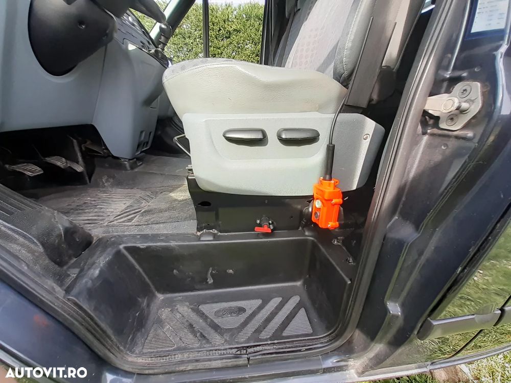 Ford Transit /Tourneo /200 CP/ Incălzitor staționar/Bara de remorcare 3000kg/ 7Pers. - 18