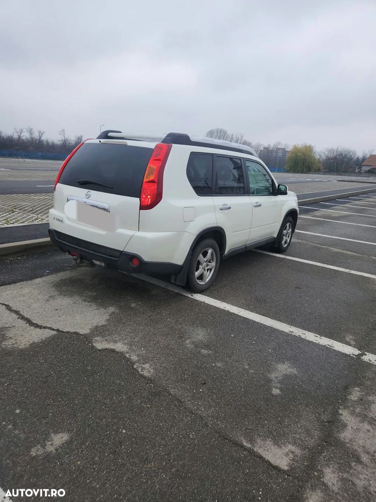 Nissan X-Trail 2.0 dCi DPF All Mode 4X4-i Elegance Aut - 2