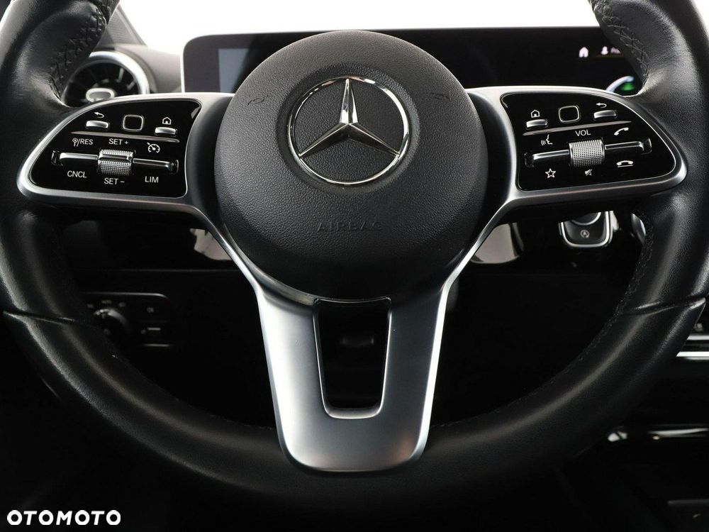 Mercedes-Benz Klasa B 200 d Progressive 8G-DCT - 22