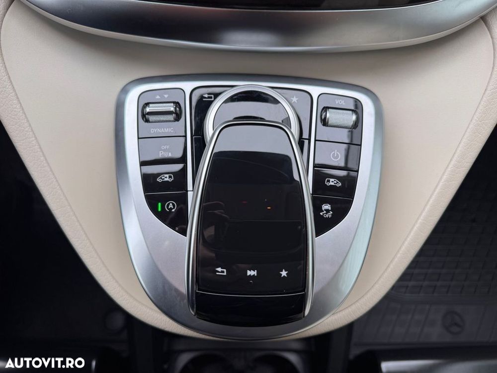Mercedes-Benz V - 30