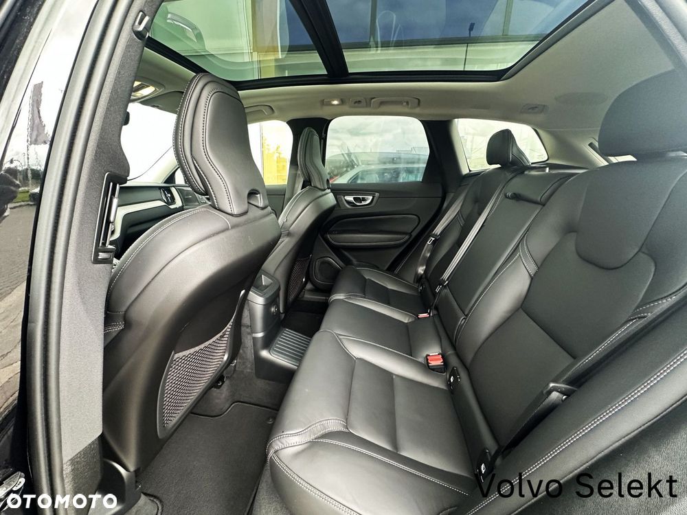 Volvo XC 60 - 32