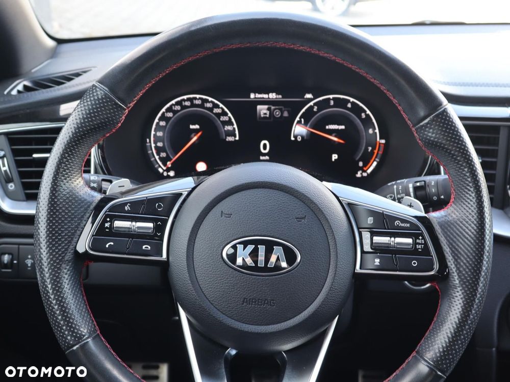 Kia ProCeed - 12