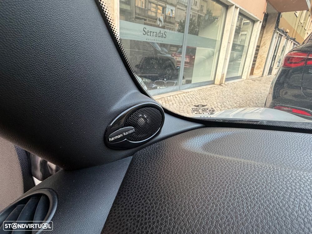 MINI 3 Portas - 12