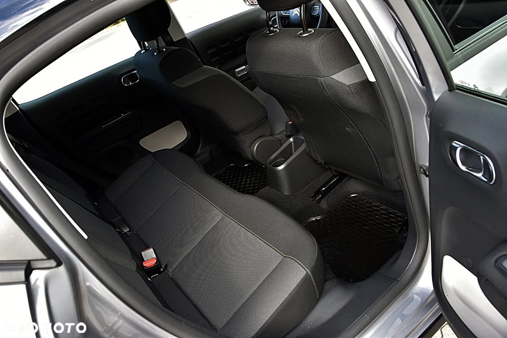 Citroën C3 1.2 PureTech Shine - 21
